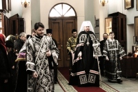 В пятницу первой седмицы Великого поста митрополит Владимир совершил Литургию Преждеосвященных Даров в Градо-Хабаровском соборе Успения Божией Матери
