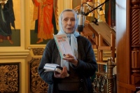 Презентация книг о семейном воспитании прошла в Иннокентьевском храме