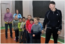 День детства: православная молодежь Хабаровска посетила детский дом (10 февраля 2010 года)