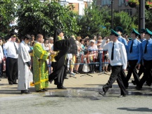 Архиепископ Хабаровский и Приамурский Игнатий благословил выпускников Пограничного института на служение Архиепископ Хабаровский и Приамурский Игнатий благословил выпускников Пограничного института на служение