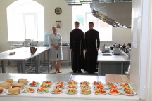 Министр образования и науки Российской Федерации Андрей Александрович Фурсенко посетил Хабаровскую духовную семинарию. 21 августа 2011 г. Министр образования и науки Российской Федерации Андрей Александрович Фурсенко посетил Хабаровскую духовную семинарию. 21 августа 2011 г.